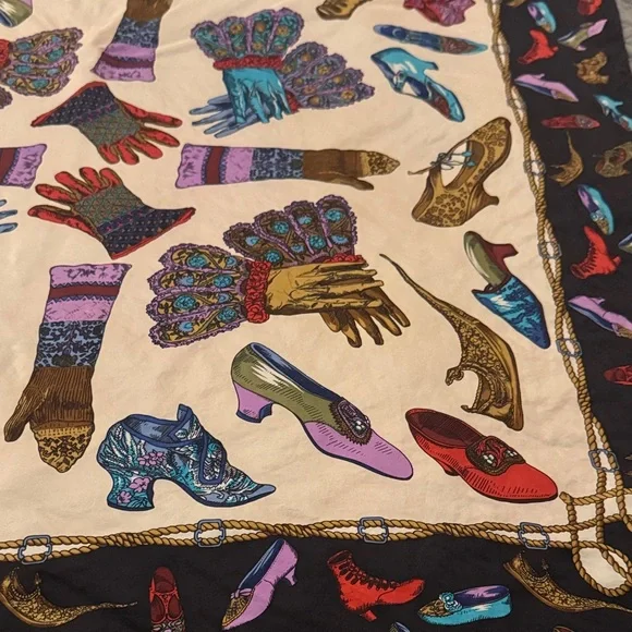 Unique Shoe Print Vintage Silk Scarf